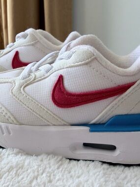 Nike Air Max Dawn 4C